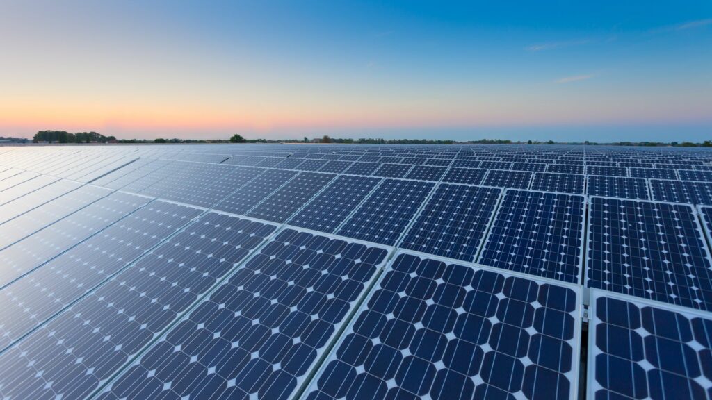 AdobeStock 78404629 geaendert 1024x576 - Die Bedeutung von Energieberatung: Wie individuelle Lösungen den Erfolg von Photovoltaik-Projekten steigern