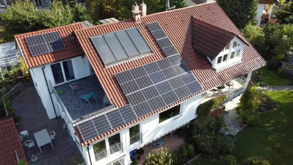 XXXLSolar 2 1024x576 - Photovoltaik für Privatkunden: Eine nachhaltige Investition für Ihr Zuhause in Schleswig-Holstein